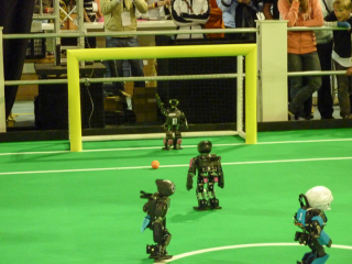 Glados im Tor beim 5-gegen-5 Demo-Game