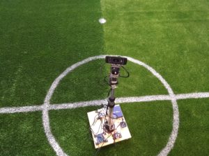 Der Vision Roboter mit eingefahrener Stange in klein