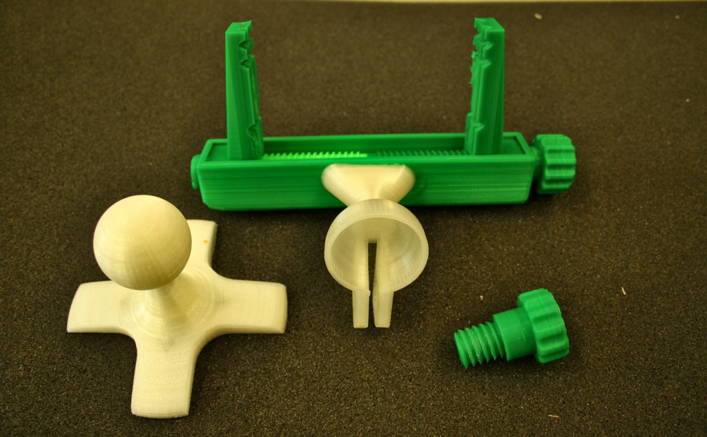 Platinenhalter in Einzelteilen Platinenhalter in Einzelteilen