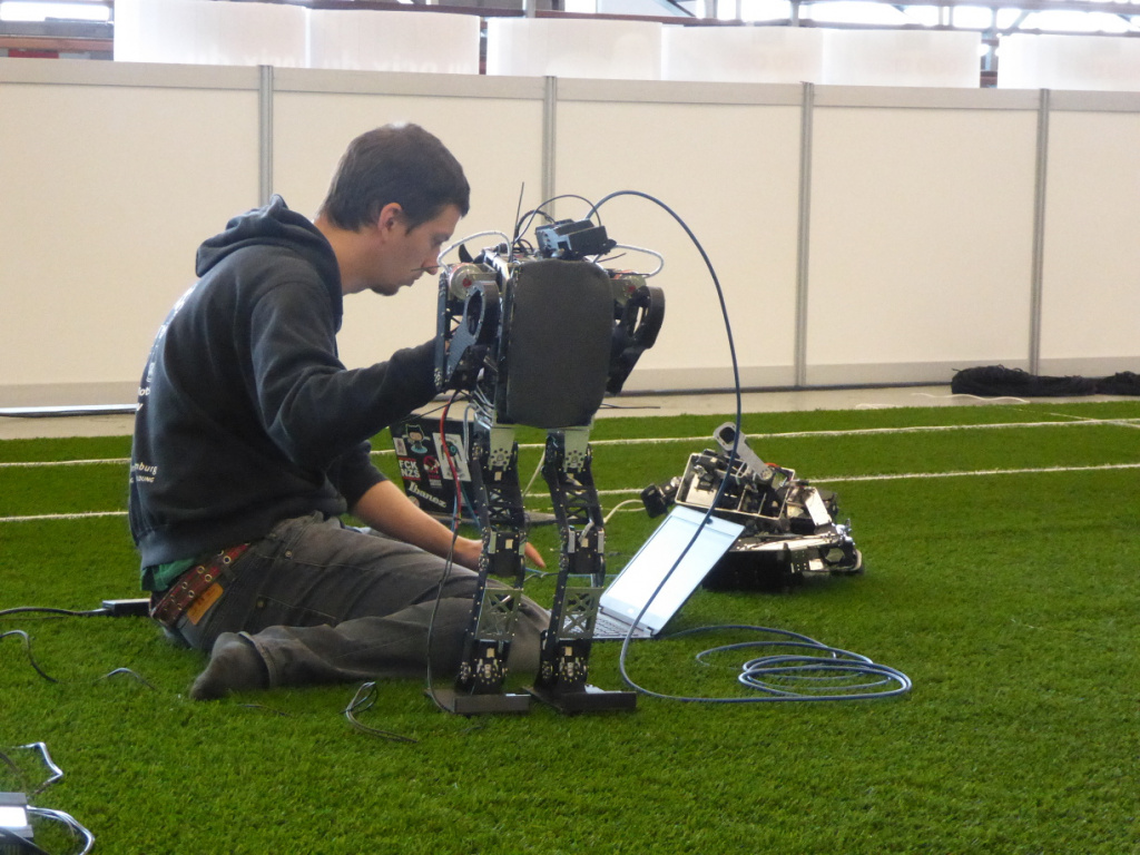 18CAN06 - Marc prüft Walking.JPG